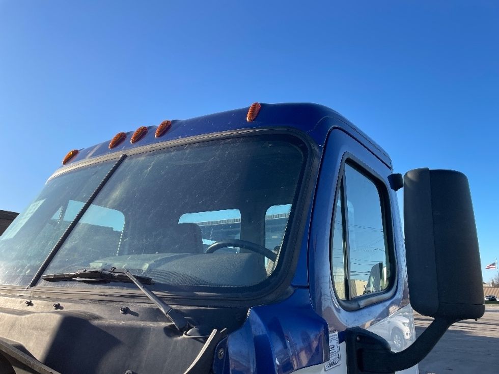 2018 Freightliner Cascadia 125" Sleeper Cab photo 14