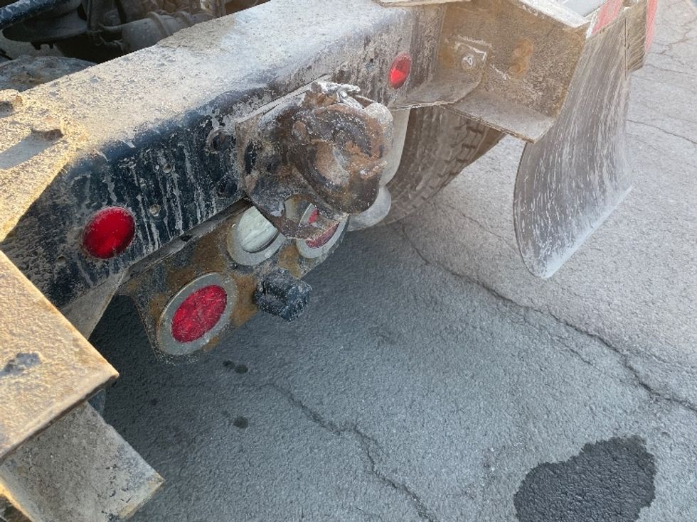 Day Cab Tractor-Heavy Duty Tractors-Freightliner-2018-Cascadia 12564ST-Rochester-NY-398,993\n\t\tmiles-$ 39,750 - Image 20