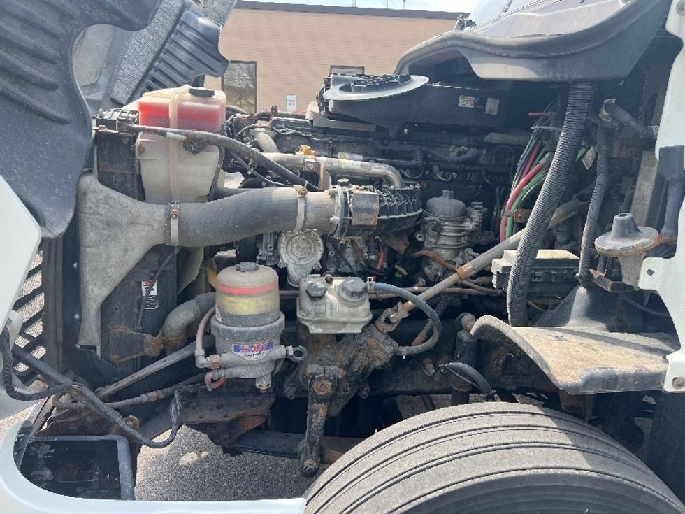 Day Cab Tractor-Heavy Duty Tractors-Freightliner-2018-Cascadia 12564ST-Rochester-NY-430,500\n\t\tmiles-$ 33,500 - Image 16