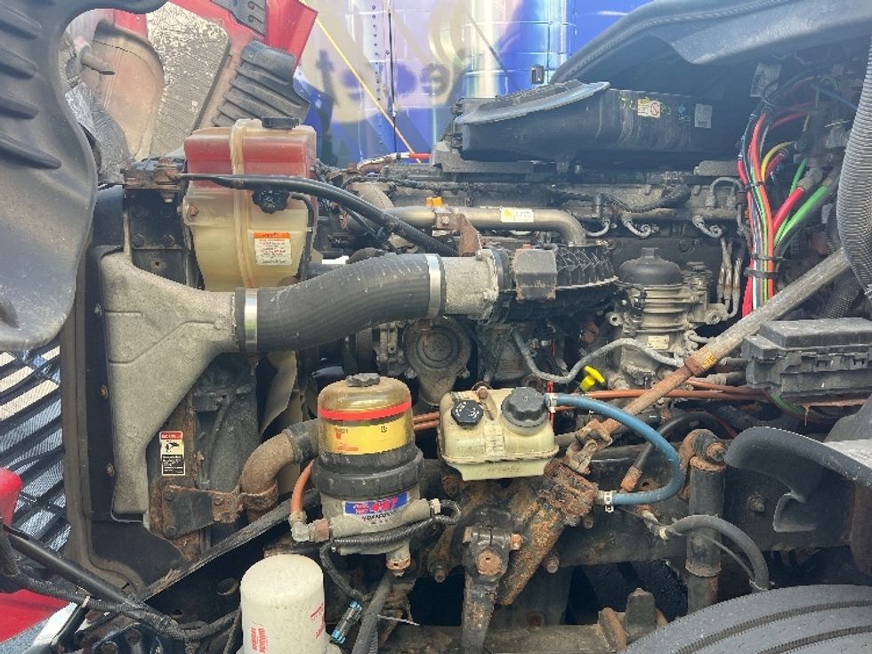 Day Cab Tractor-Heavy Duty Tractors-Freightliner-2018-Cascadia 12564ST-Rochester-NY-545,184\n\t\tmiles-$ 41,250 - Image 14