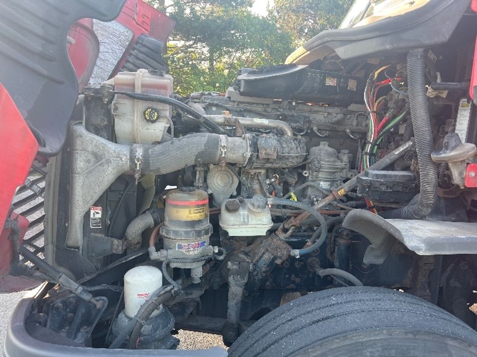 Day Cab Tractor-Heavy Duty Tractors-Freightliner-2018-Cascadia 12564ST-Rochester-NY-546,991\n\t\tmiles-$ 14,000 - Image 16