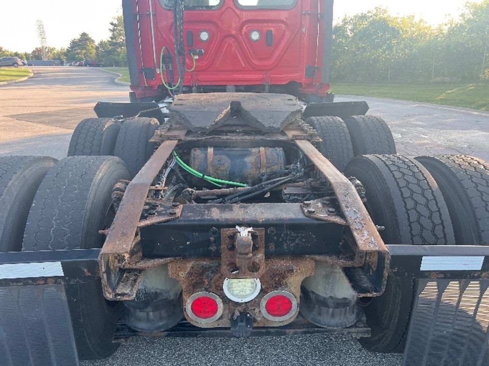 Day Cab Tractor-Heavy Duty Tractors-Freightliner-2018-Cascadia 12564ST-Rochester-NY-546,991\n\t\tmiles-$ 14,000 - Image 6
