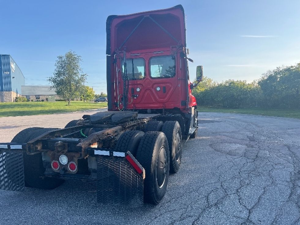 Day Cab Tractor-Heavy Duty Tractors-Freightliner-2018-Cascadia 12564ST-Rochester-NY-546,991\n\t\tmiles-$ 14,000 - Image 7