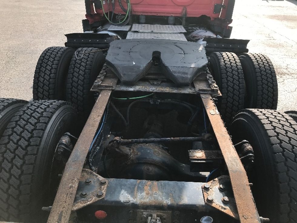 Day Cab Tractor-Heavy Duty Tractors-Freightliner-2018-Cascadia 12564ST-Rochester-NY-561,429\n\t\tmiles-$ 34,750 - Image 6