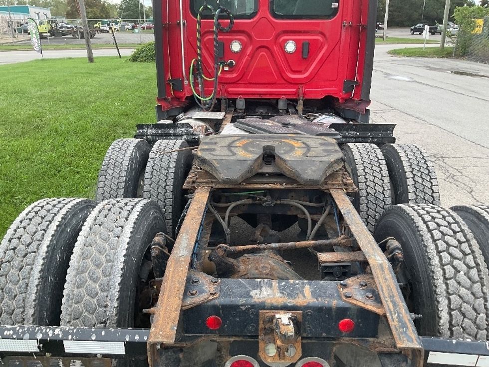 Day Cab Tractor-Heavy Duty Tractors-Freightliner-2018-Cascadia 12564ST-Rochester-NY-633,541\n\t\tmiles-$ 26,500 - Image 6