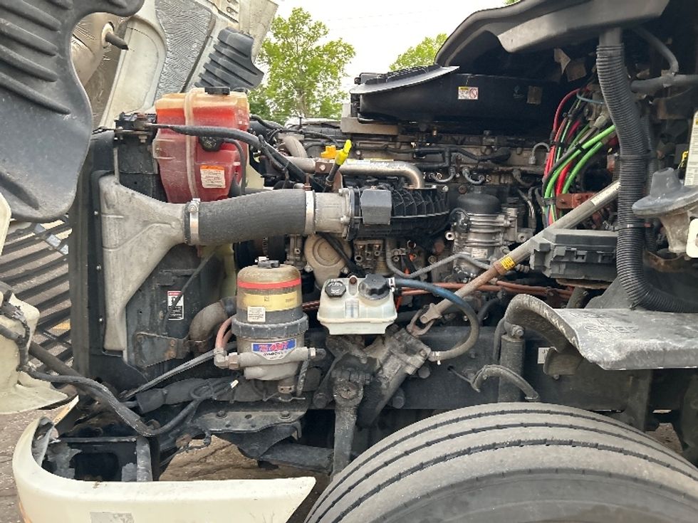 Day Cab Tractor-Heavy Duty Tractors-Freightliner-2018-Cascadia 12564ST-Romulus-MI-291,137\n\t\tmiles-$ 40,750 - Image 16