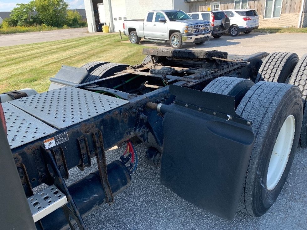 Day Cab Tractor-Heavy Duty Tractors-Freightliner-2018-Cascadia 12564ST-Saginaw-MI-482,213\n\t\tmiles-$ 37,000 - Image 17