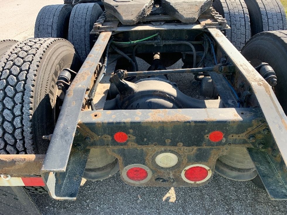 Day Cab Tractor-Heavy Duty Tractors-Freightliner-2018-Cascadia 12564ST-Saginaw-MI-482,213\n\t\tmiles-$ 37,000 - Image 6