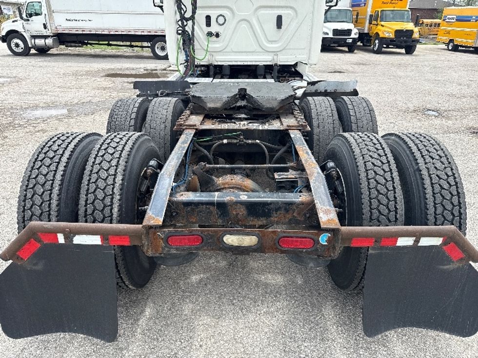 Day Cab Tractor-Heavy Duty Tractors-Freightliner-2018-Cascadia 12564ST-Saginaw-MI-599,091\n\t\tmiles-$ 25,250 - Image 6