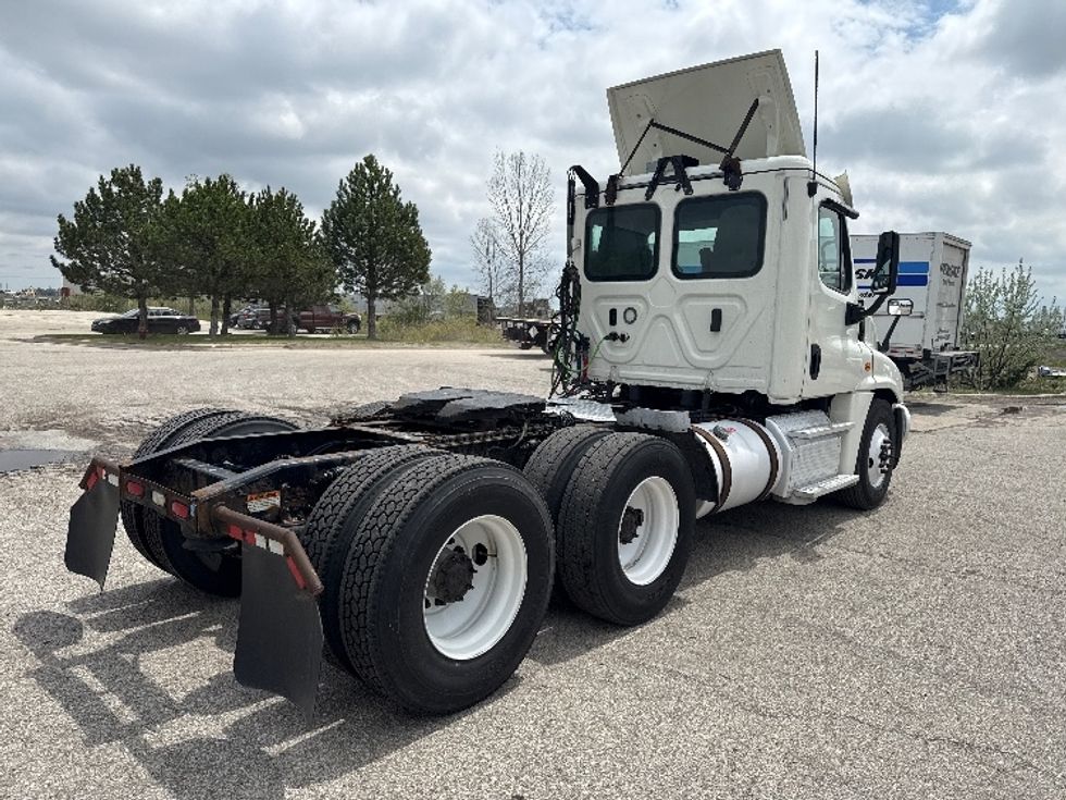 Day Cab Tractor-Heavy Duty Tractors-Freightliner-2018-Cascadia 12564ST-Saginaw-MI-599,091\n\t\tmiles-$ 25,250 - Image 7