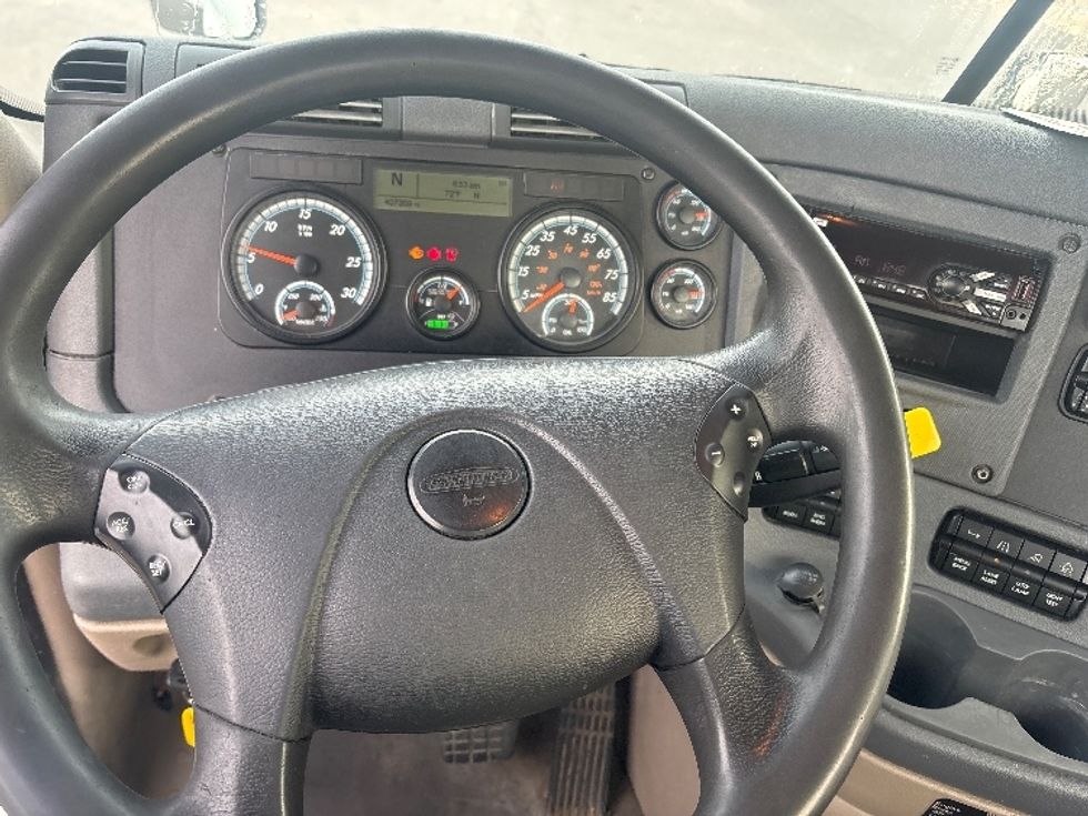 Day Cab Tractor-Heavy Duty Tractors-Freightliner-2018-Cascadia 12564ST-Shreveport-LA-404,706\n\t\tmiles-$ 40,500 - Image 11