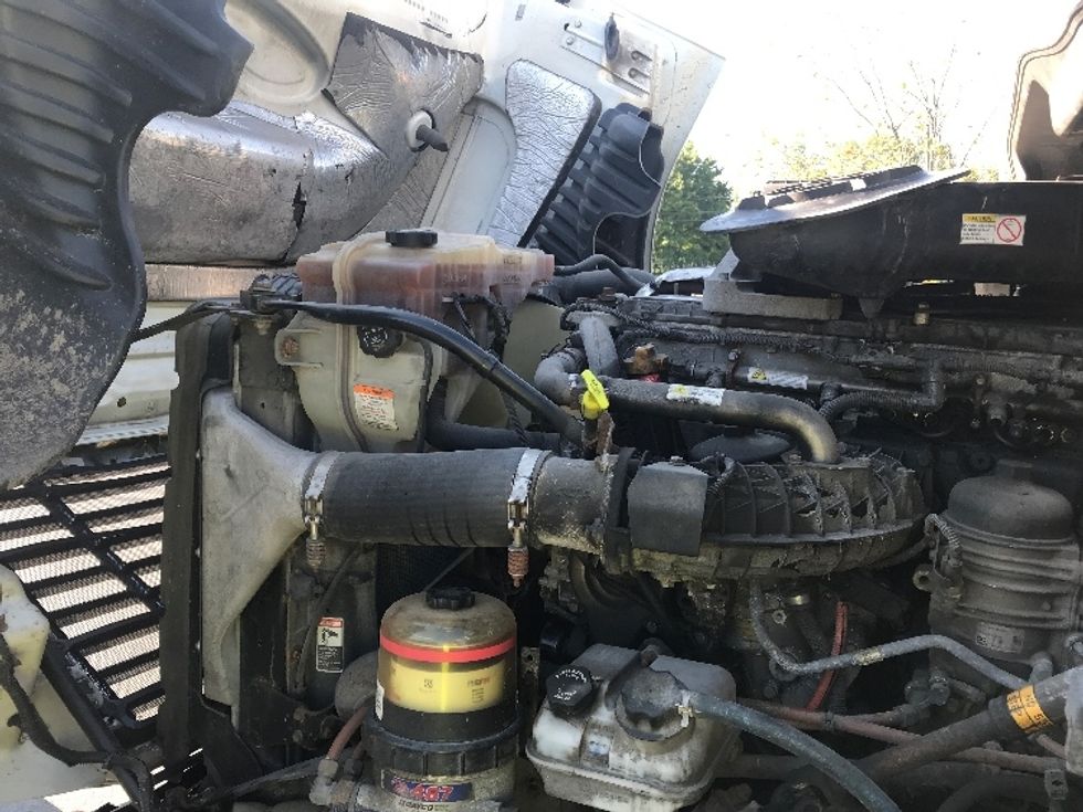 2018 Freightliner Cascadia 125" Sleeper Cab photo 9