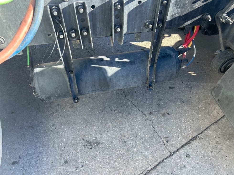 Day Cab Tractor-Heavy Duty Tractors-Freightliner-2018-Cascadia 12564ST-Tampa-FL-302,914\n\t\tmiles-$ 44,000 - Image 17