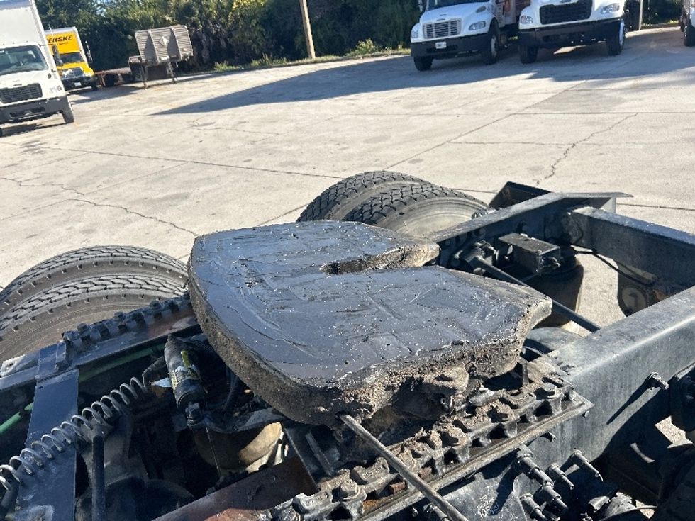 Day Cab Tractor-Heavy Duty Tractors-Freightliner-2018-Cascadia 12564ST-Tampa-FL-302,914\n\t\tmiles-$ 44,000 - Image 18