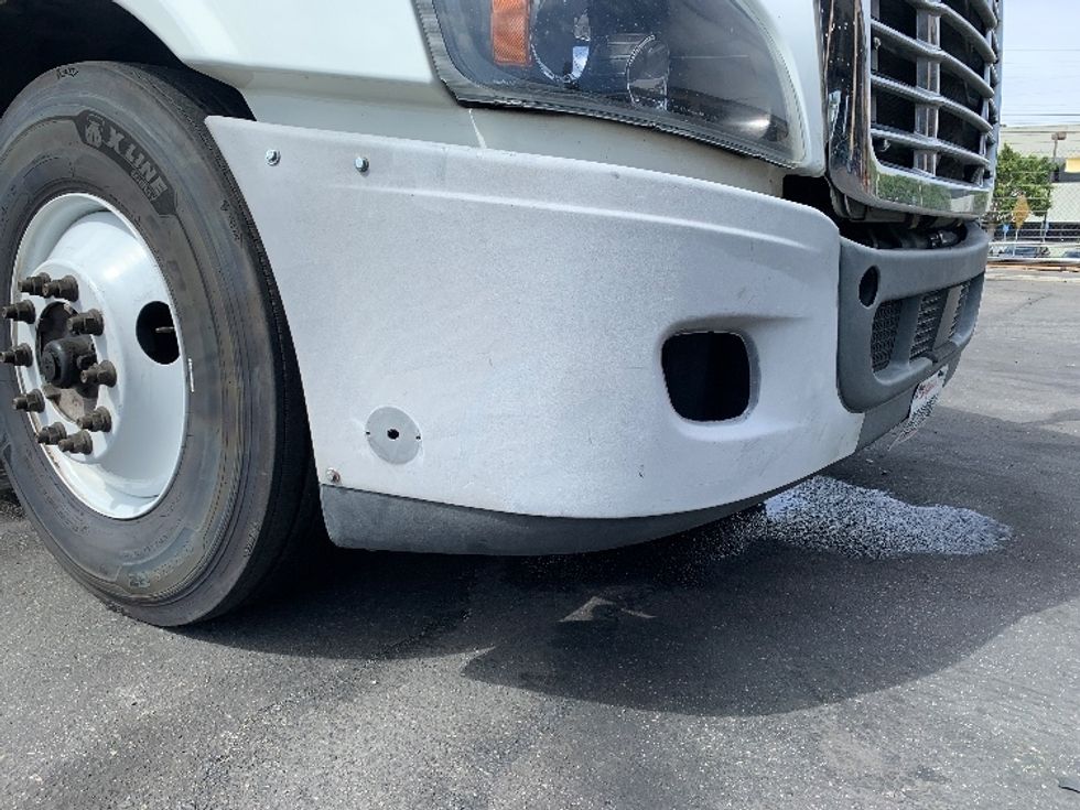 Day Cab Tractor-Heavy Duty Tractors-Freightliner-2018-Cascadia 12564ST-Torrance-CA-361,508\n\t\tmiles-$ 49,250 - Image 20