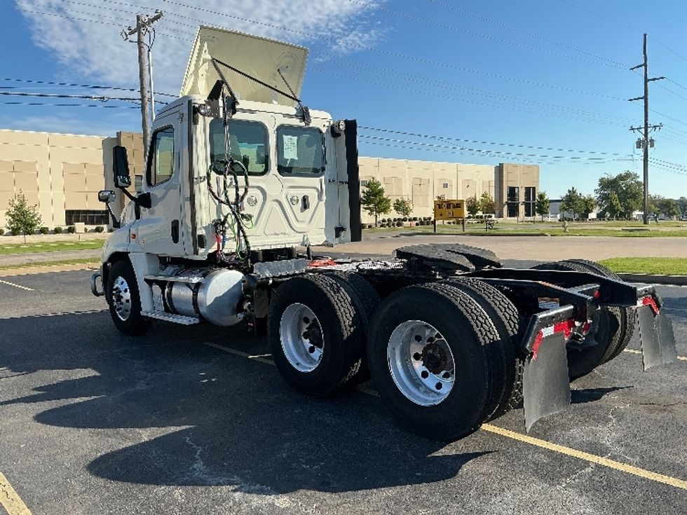 Day Cab Tractor-Heavy Duty Tractors-Freightliner-2018-Cascadia 12564ST-Tulsa-OK-287,768\n\t\tmiles-$ 46,500 - Image 5