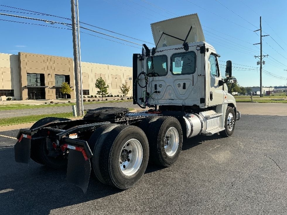 Day Cab Tractor-Heavy Duty Tractors-Freightliner-2018-Cascadia 12564ST-Tulsa-OK-287,768\n\t\tmiles-$ 46,500 - Image 6