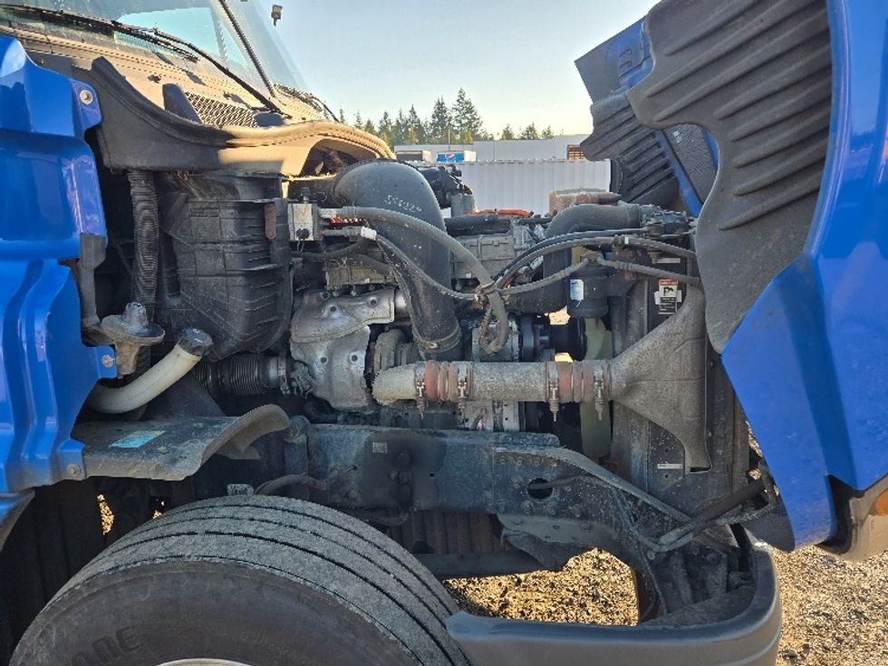 Day Cab Tractor-Heavy Duty Tractors-Freightliner-2018-Cascadia 12564ST-Tumwater-WA-361,564\n\t\tmiles-$ 42,000 - Image 14