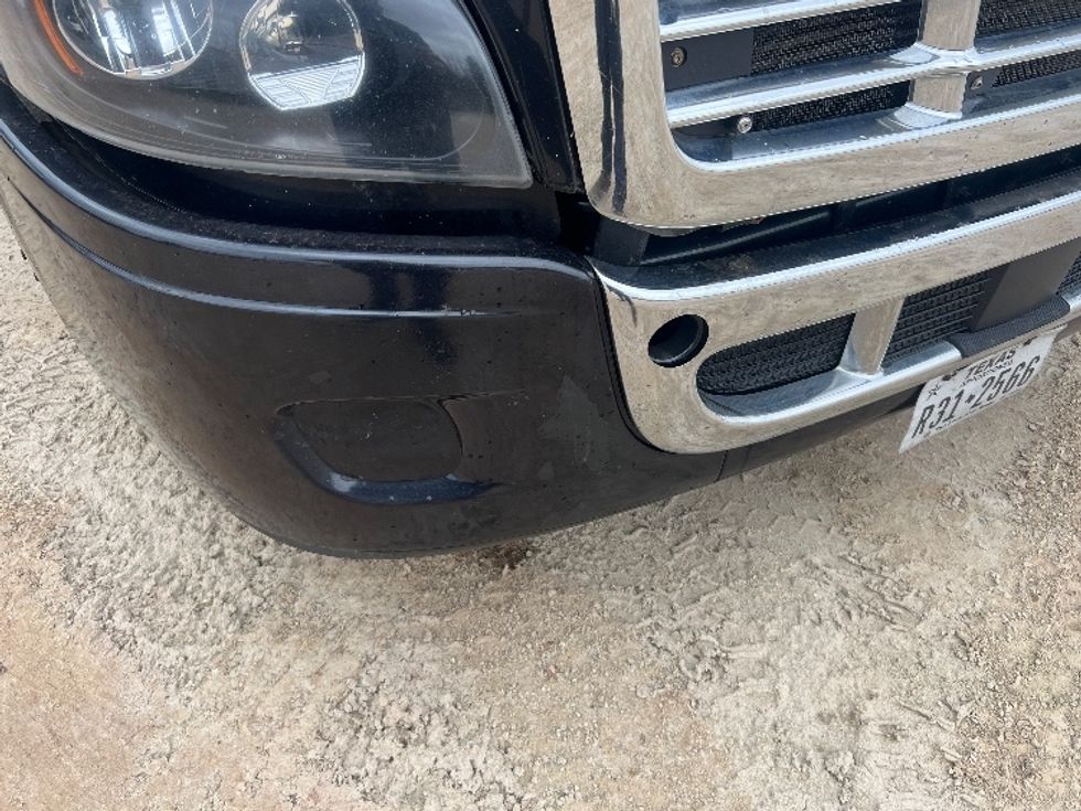 Day Cab Tractor-Heavy Duty Tractors-Freightliner-2018-Cascadia 12564ST-Tyler-TX-563,235\n\t\tmiles-$ 34,000 - Image 17