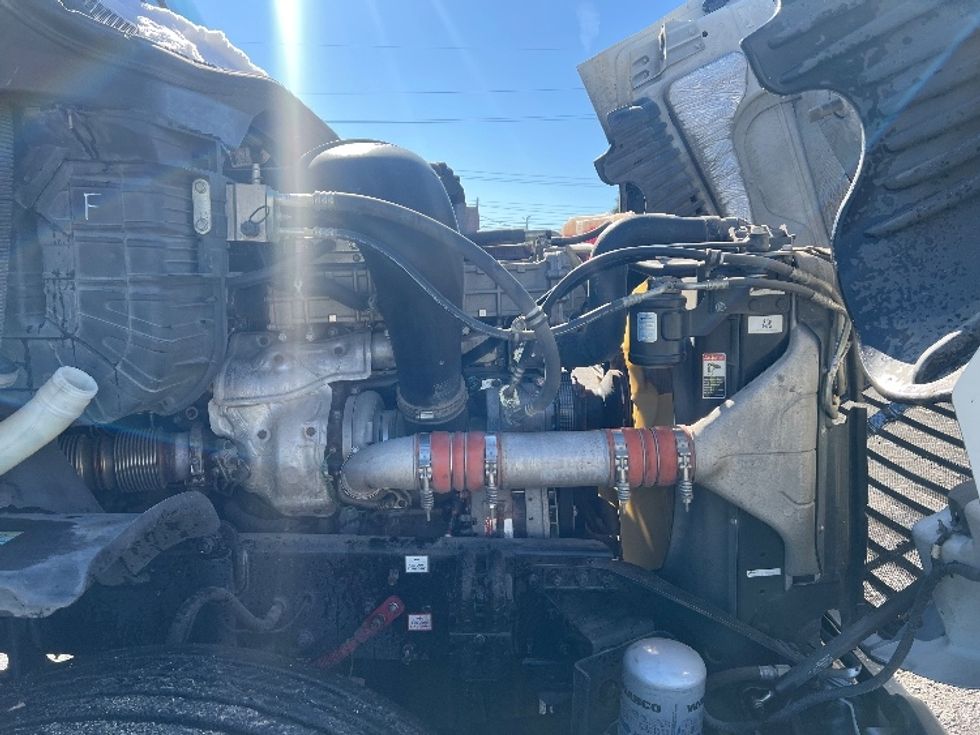 Day Cab Tractor-Heavy Duty Tractors-Freightliner-2018-Cascadia 12564ST-Valdosta-GA-258,377\n\t\tmiles-$ 48,000 - Image 14