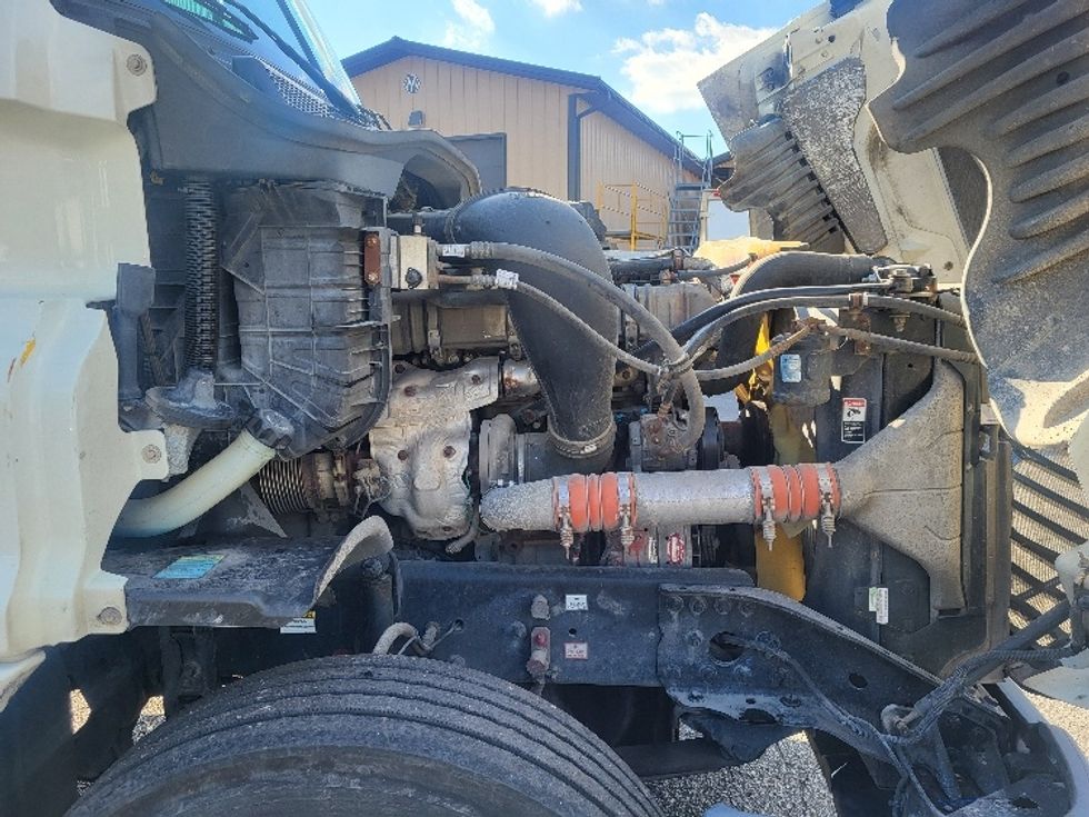 Day Cab Tractor-Heavy Duty Tractors-Freightliner-2018-Cascadia 12564ST-Wabash-IN-382,468\n\t\tmiles-$ 34,000 - Image 15