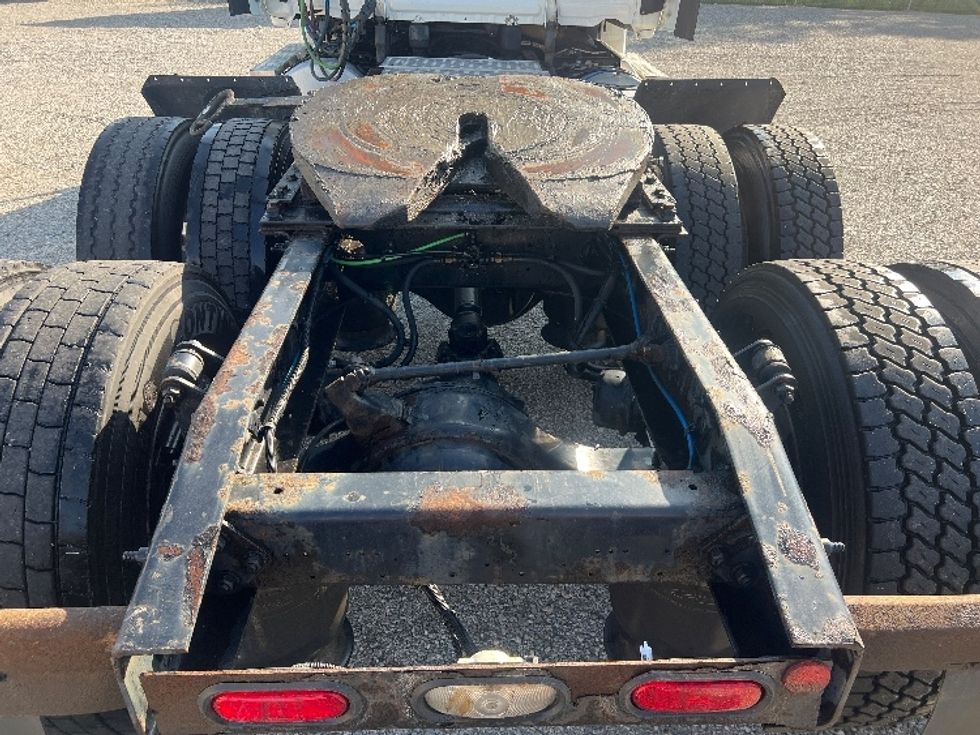 Day Cab Tractor-Heavy Duty Tractors-Freightliner-2018-Cascadia 12564ST-Wabash-IN-543,249\n\t\tmiles-$ 27,000 - Image 6