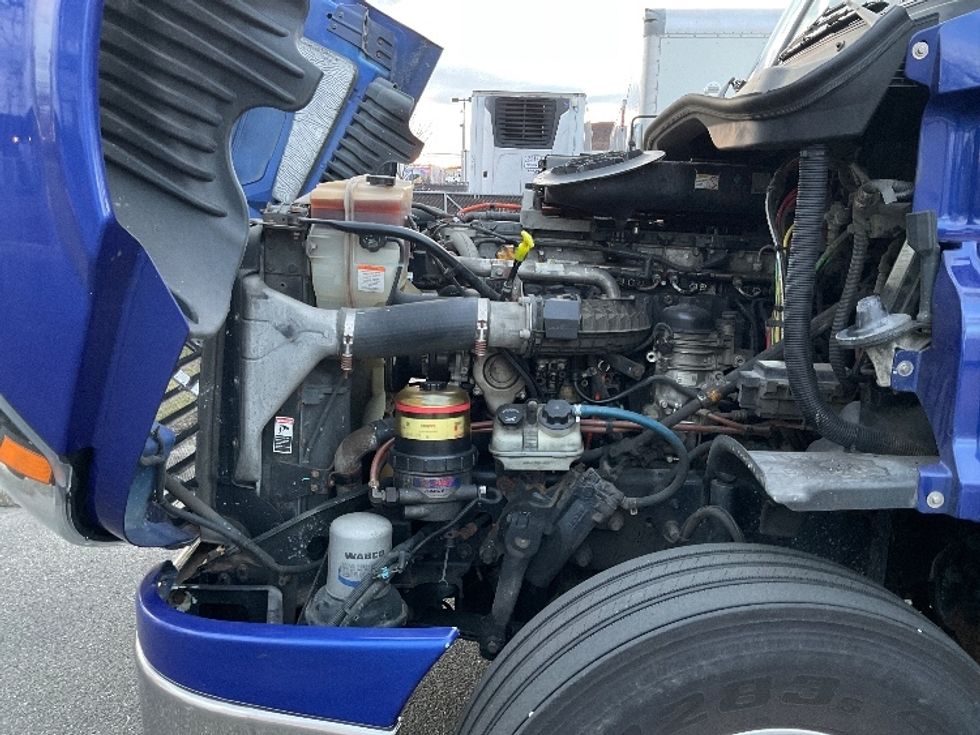 Day Cab Tractor-Heavy Duty Tractors-Freightliner-2018-Cascadia 12564ST-West Babylon-NY-187,823\n\t\tmiles-$ 45,250 - Image 16