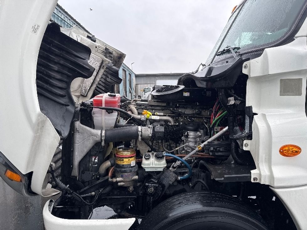 Day Cab Tractor-Heavy Duty Tractors-Freightliner-2018-Cascadia 12564ST-West Sacramento-CA-463,262\n\t\tmiles-$ 35,250 - Image 16