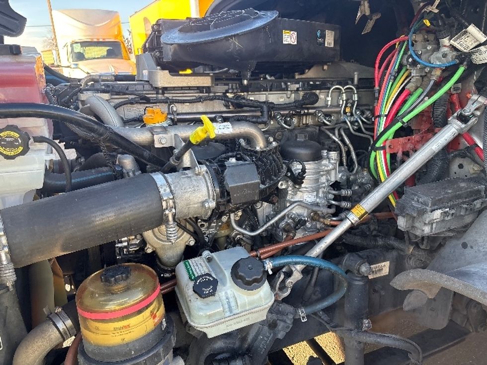 Day Cab Tractor-Heavy Duty Tractors-Freightliner-2018-Cascadia 12564ST-West Sacramento-CA-495,923\n\t\tmiles-$ 33,750 - Image 16