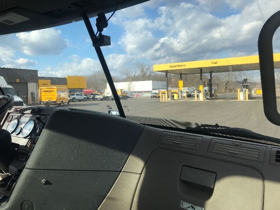 Day Cab Tractor-Heavy Duty Tractors-Freightliner-2018-Cascadia 12564ST-Westfield-MA-325,309\n\t\tmiles-$ 35,750 - Image 13