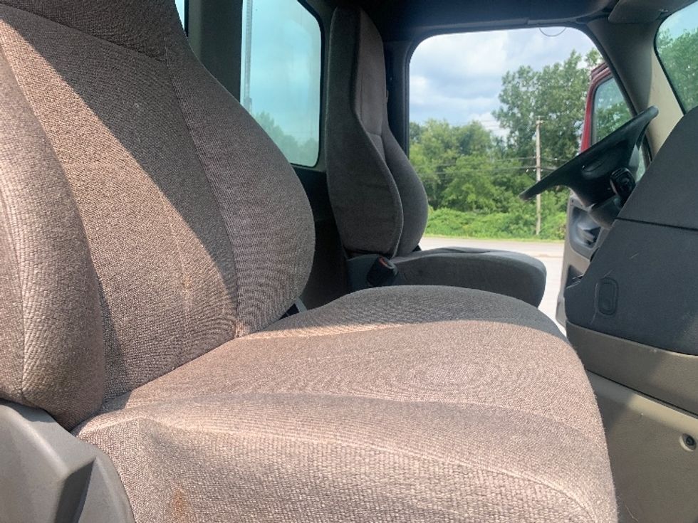 Day Cab Tractor-Heavy Duty Tractors-Freightliner-2018-Cascadia 12564ST-Whitesboro-NY-361,428\n\t\tmiles-$ 41,250 - Image 14