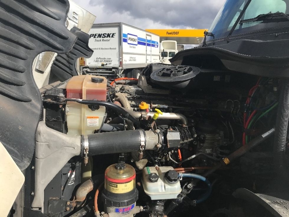 Day Cab Tractor-Heavy Duty Tractors-Freightliner-2018-Cascadia 12564ST-Zelienople-PA-310,656\n\t\tmiles-$ 46,000 - Image 16