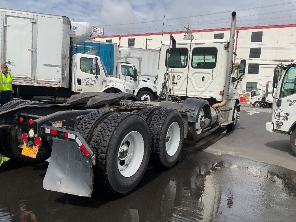 Day Cab Tractor-Heavy Duty Tractors-Freightliner-2018-Cascadia 12584ST-Torrance-CA-75,885\n\t\tmiles-$ 71,000 - Image 7