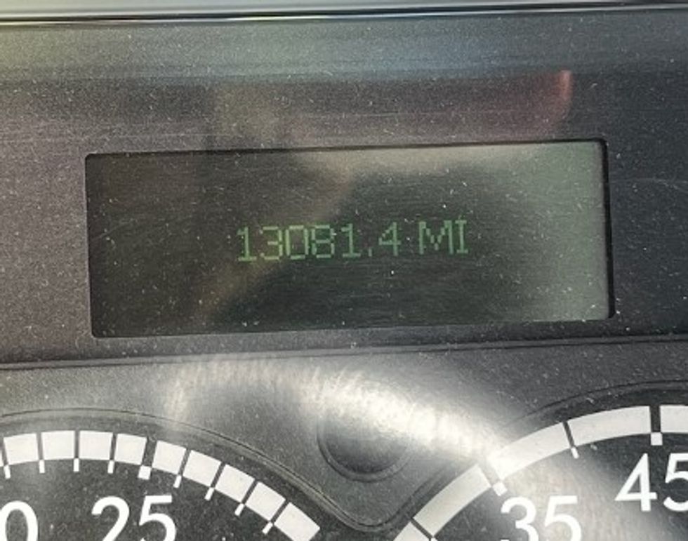 Day Cab Tractor-Heavy Duty Tractors-Freightliner-2018-Cascadia 12584ST-Torrance-CA-80,096\n\t\tmiles-$ 72,750 - Image 17