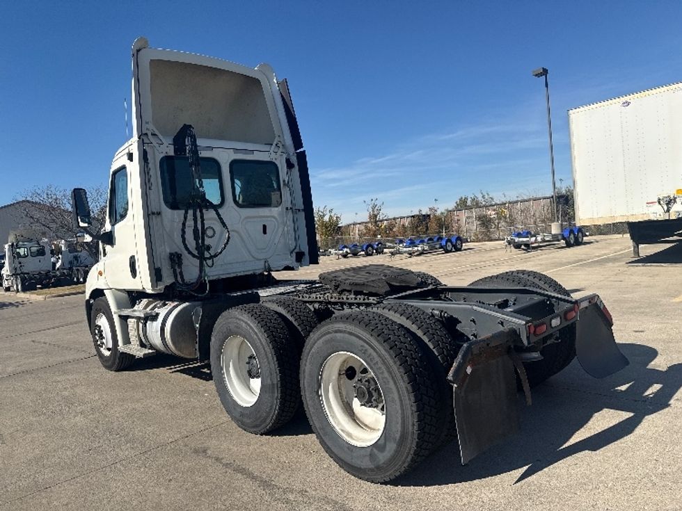 Day Cab Tractor-Heavy Duty Tractors-Freightliner-2018-Cascadia X11362ST-Dallas-TX-679,213\n\t\tmiles-$ 22,750 - Image 5