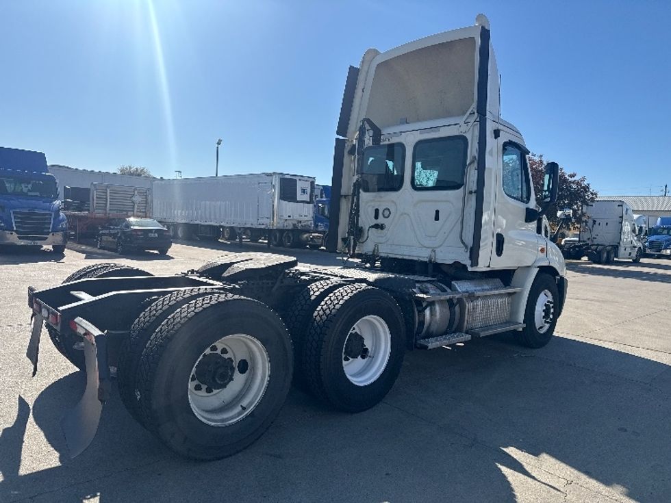 Day Cab Tractor-Heavy Duty Tractors-Freightliner-2018-Cascadia X11362ST-Dallas-TX-679,213\n\t\tmiles-$ 22,750 - Image 7