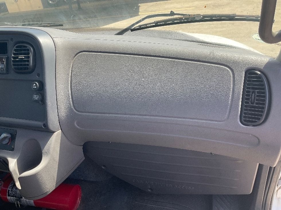 Day Cab Tractor-Heavy Duty Tractors-Freightliner-2018-M2-Bowling Green-KY-157,551\n\t\tmiles-$ 45,250 - Image 13