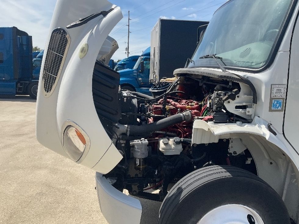 Day Cab Tractor-Heavy Duty Tractors-Freightliner-2018-M2-Bowling Green-KY-157,551\n\t\tmiles-$ 45,250 - Image 16