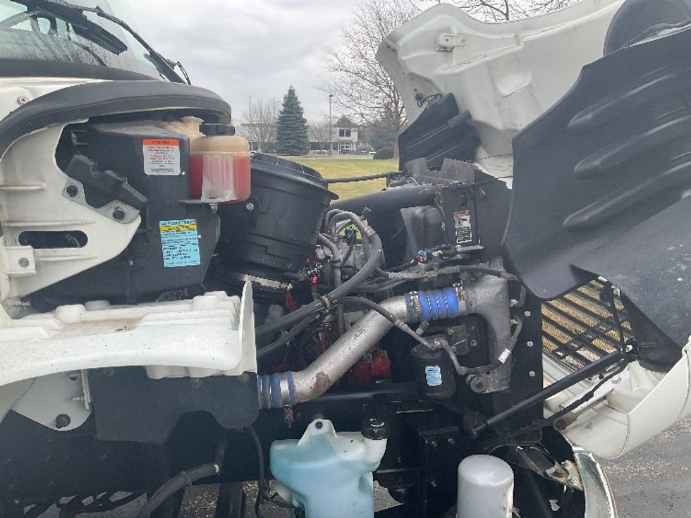 Day Cab Tractor-Heavy Duty Tractors-Freightliner-2018-M2-De Pere-WI-137,924\n\t\tmiles-$ 47,000 - Image 15