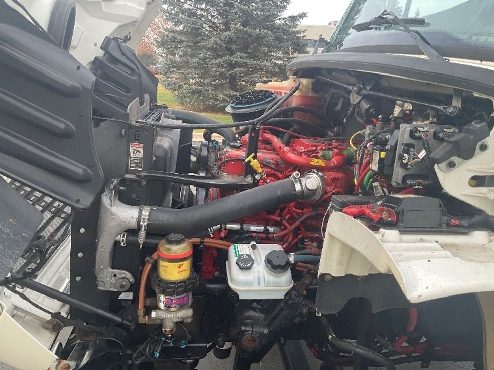 Day Cab Tractor-Heavy Duty Tractors-Freightliner-2018-M2-De Pere-WI-137,924\n\t\tmiles-$ 47,000 - Image 16