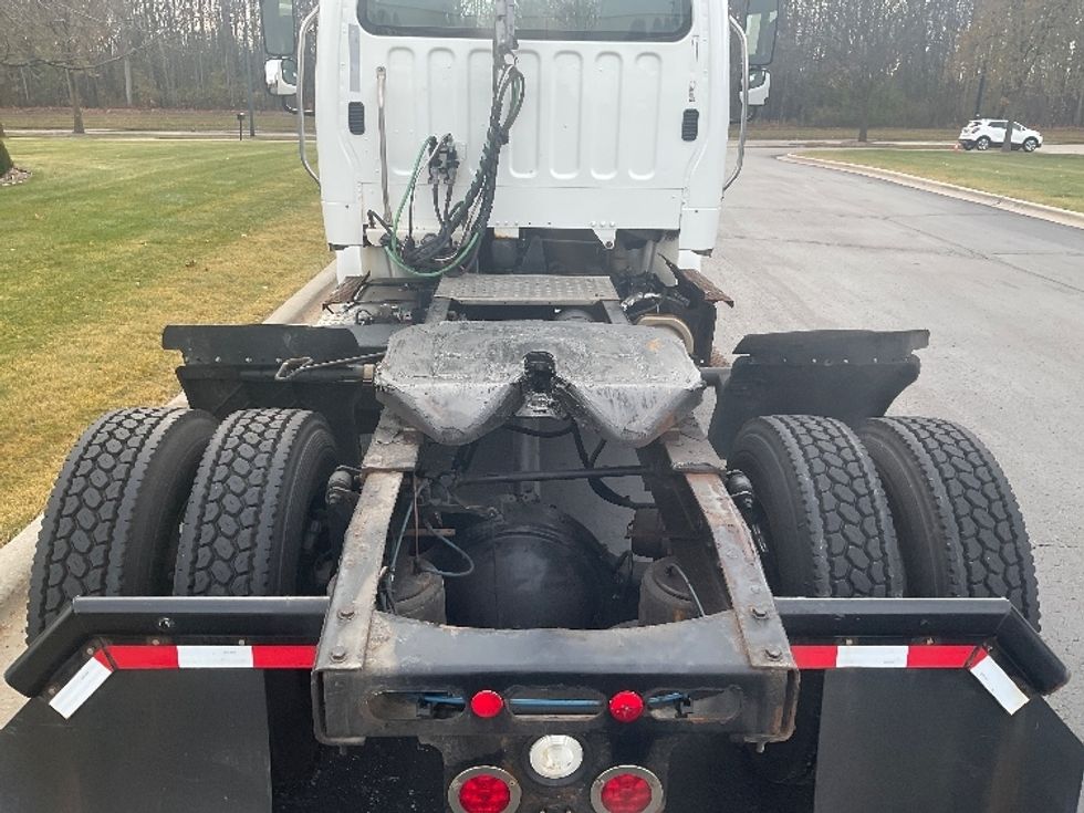 Day Cab Tractor-Heavy Duty Tractors-Freightliner-2018-M2-De Pere-WI-137,924\n\t\tmiles-$ 47,000 - Image 6