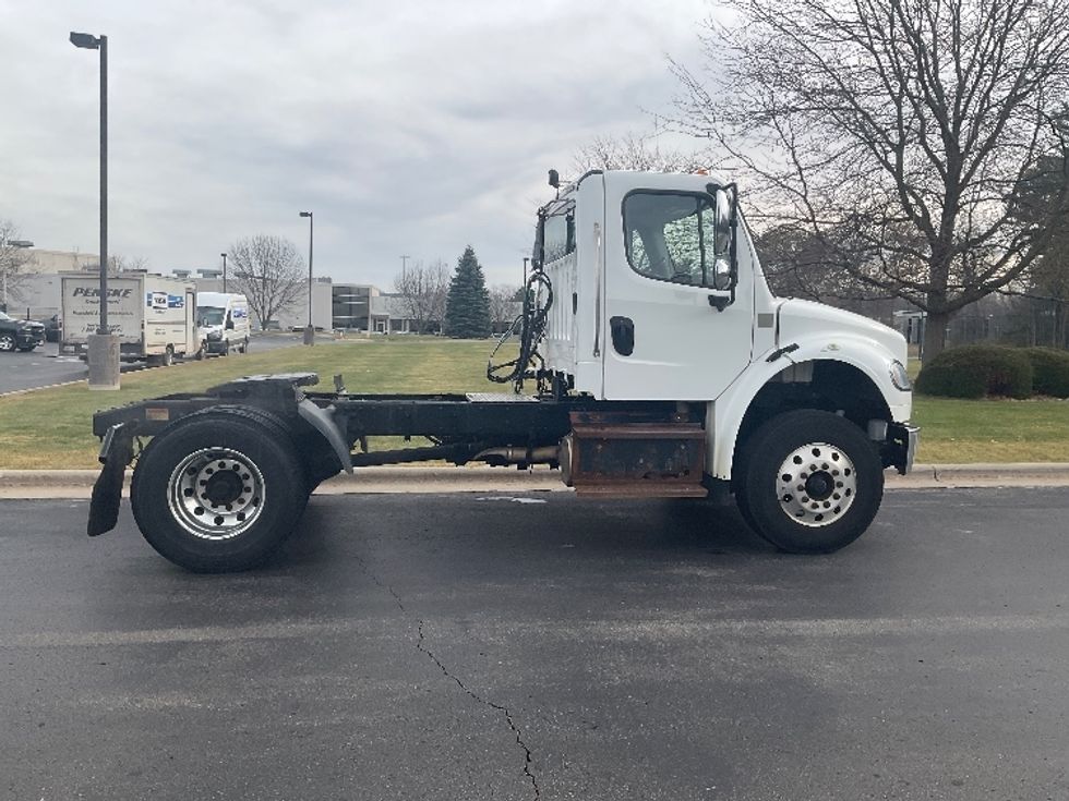 Day Cab Tractor-Heavy Duty Tractors-Freightliner-2018-M2-De Pere-WI-137,924\n\t\tmiles-$ 47,000 - Image 8