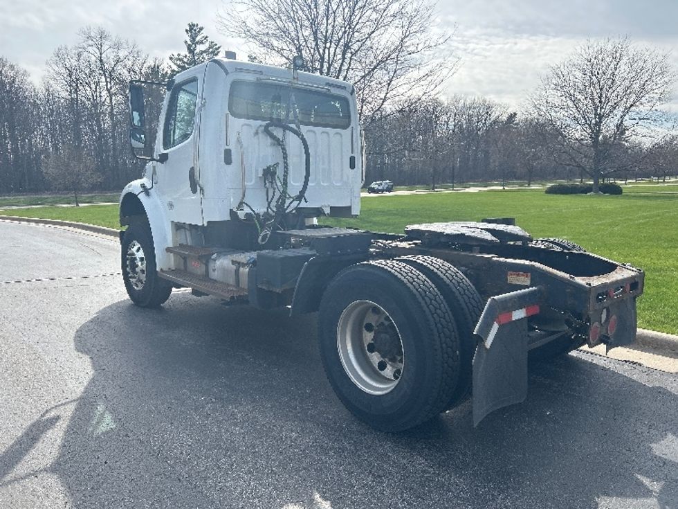 Day Cab Tractor-Heavy Duty Tractors-Freightliner-2018-M2-De Pere-WI-145,480\n\t\tmiles-$ 41,500 - Image 5