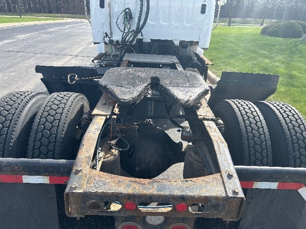 Day Cab Tractor-Heavy Duty Tractors-Freightliner-2018-M2-De Pere-WI-145,480\n\t\tmiles-$ 41,500 - Image 6
