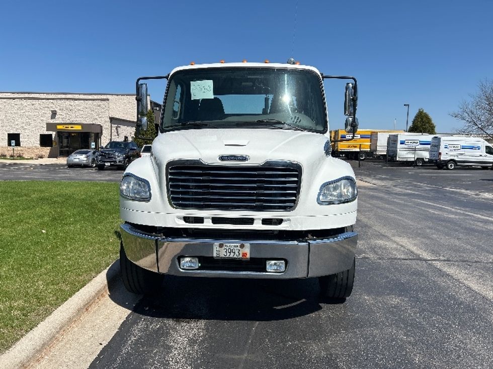 Day Cab Tractor-Heavy Duty Tractors-Freightliner-2018-M2-De Pere-WI-159,959\n\t\tmiles-$ 39,000 - Image 2