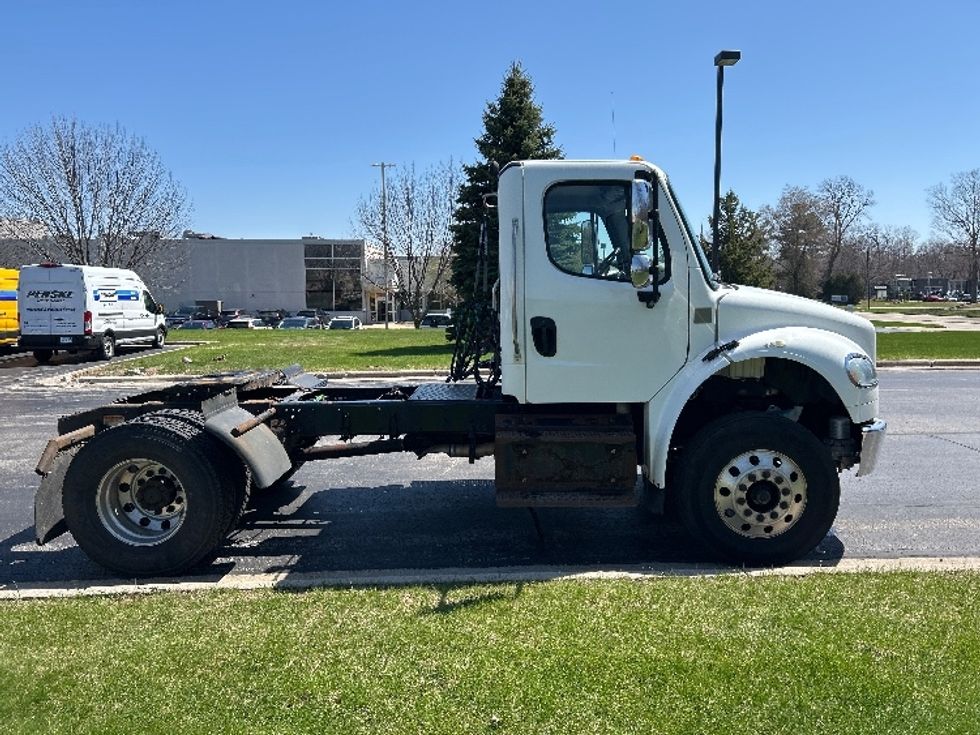 Day Cab Tractor-Heavy Duty Tractors-Freightliner-2018-M2-De Pere-WI-159,959\n\t\tmiles-$ 39,000 - Image 8