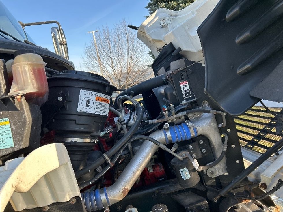 Day Cab Tractor-Heavy Duty Tractors-Freightliner-2018-M2-De Pere-WI-162,345\n\t\tmiles-$ 45,750 - Image 15