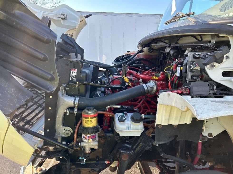 Day Cab Tractor-Heavy Duty Tractors-Freightliner-2018-M2-De Pere-WI-162,345\n\t\tmiles-$ 45,750 - Image 16