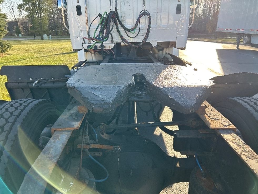 Day Cab Tractor-Heavy Duty Tractors-Freightliner-2018-M2-De Pere-WI-162,345\n\t\tmiles-$ 45,750 - Image 6