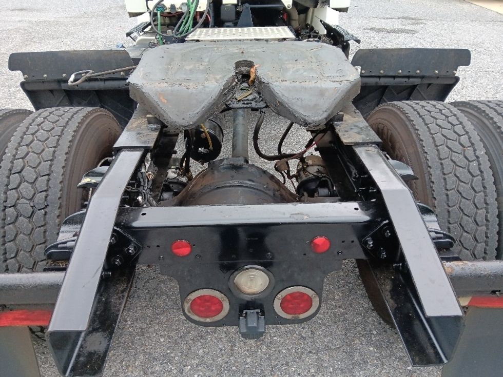 Day Cab Tractor-Heavy Duty Tractors-Freightliner-2018-M2-Morristown-TN-125,122\n\t\tmiles-$ 54,500 - Image 6